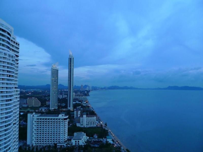 The Ralaxing Room At Lumpini Park Beach Jomtien Condo Патая Екстериор снимка